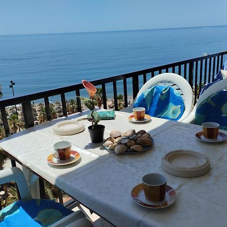 Fuengirola Playa Carina Apartman Kültér fotó