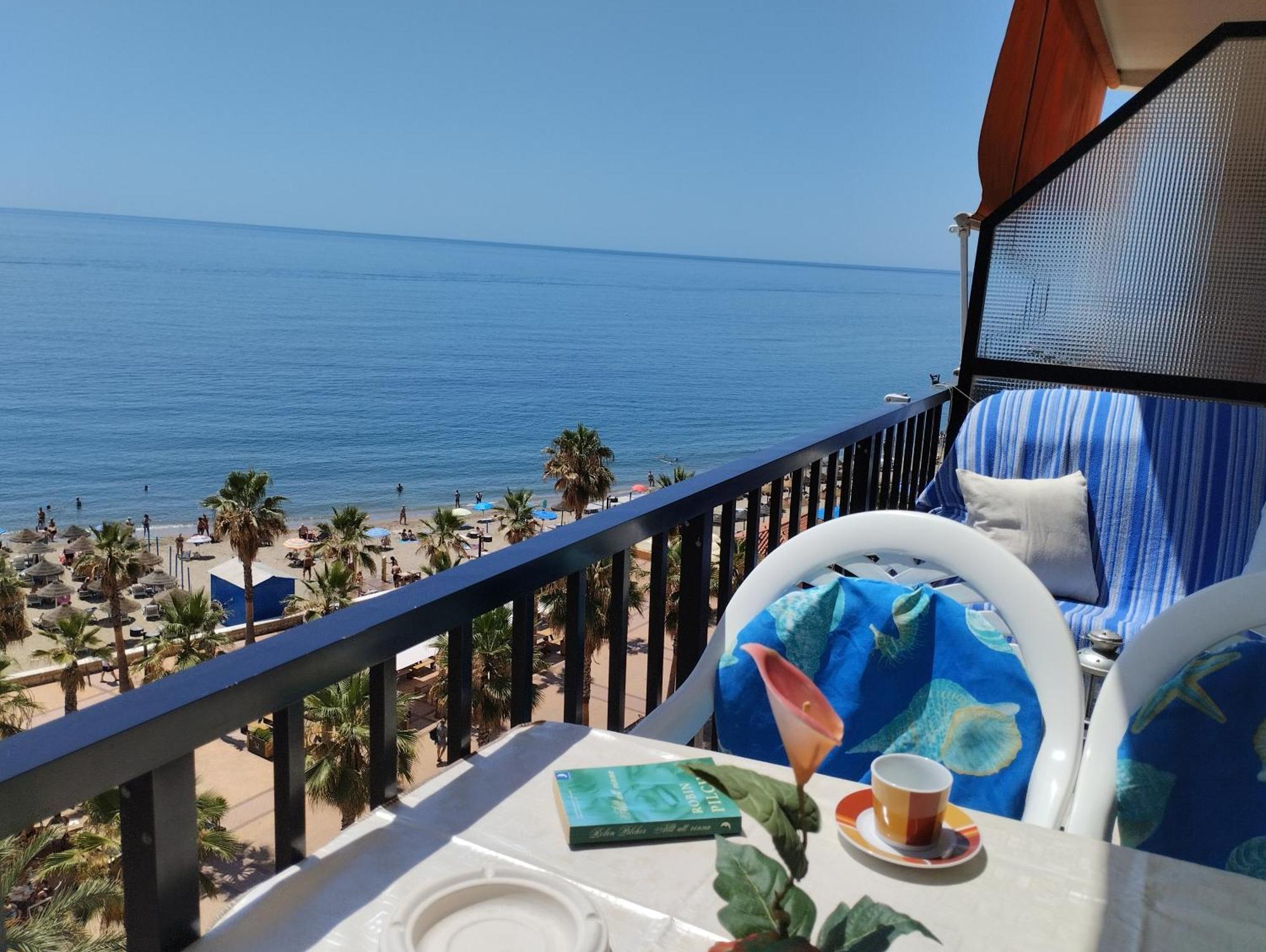 Fuengirola Playa Carina Apartman Kültér fotó