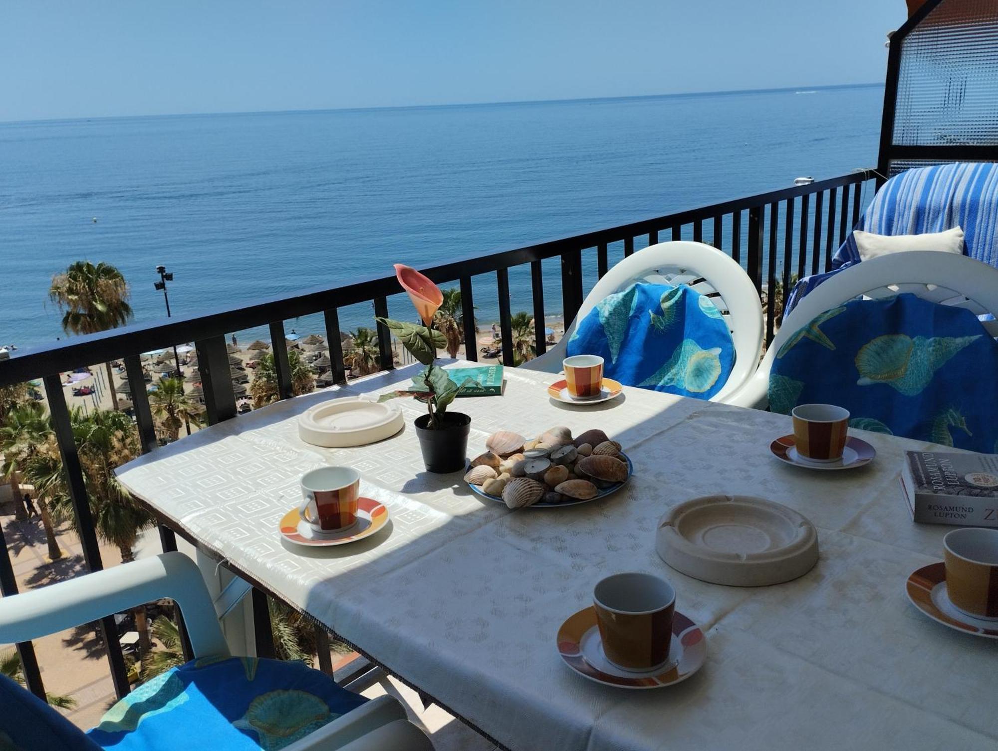 Fuengirola Playa Carina Apartman Kültér fotó